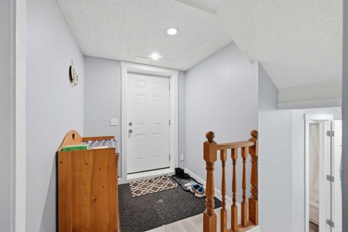 44 Castleridge Close Ne, Calgary, AB 
