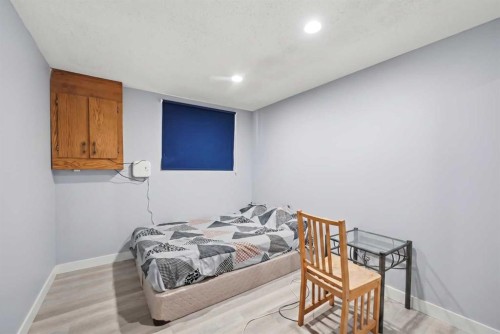 44 Castleridge Close Ne, Calgary, AB 