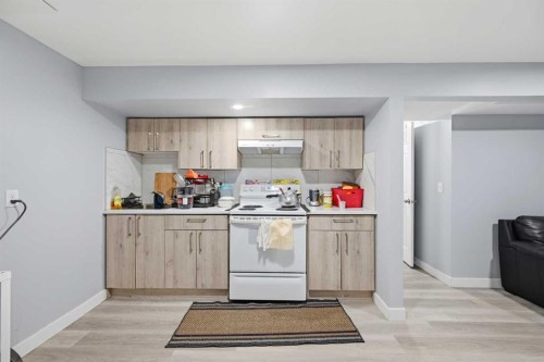 44 Castleridge Close Ne, Calgary, AB 