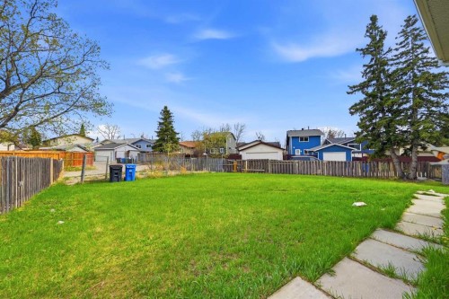 44 Castleridge Close Ne, Calgary, AB 