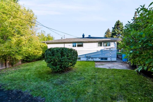 107 Hallbrook Drive Sw, Calgary, AB 