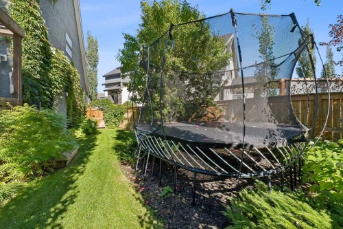 116 Masters Court Se, Calgary, AB 
