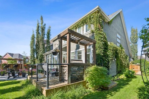 116 Masters Court Se, Calgary, AB 