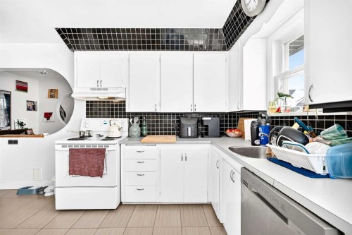 2451 29 Avenue Sw, Calgary, AB 
