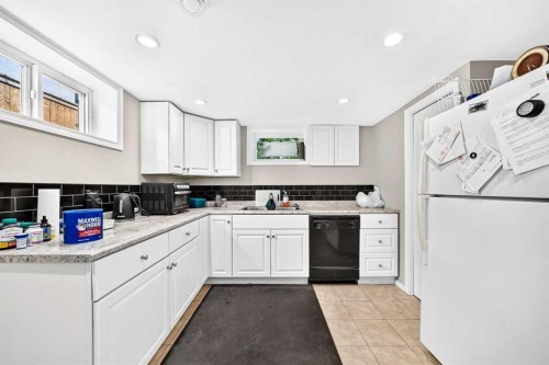 2451 29 Avenue Sw, Calgary, AB 