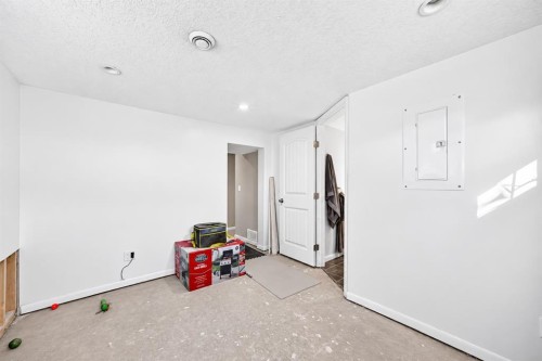 2451 29 Avenue Sw, Calgary, AB 