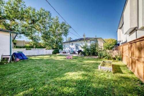 2451 29 Avenue Sw, Calgary, AB 