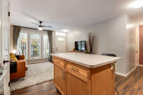 218 Auburn Bay Square Se, Calgary, AB 