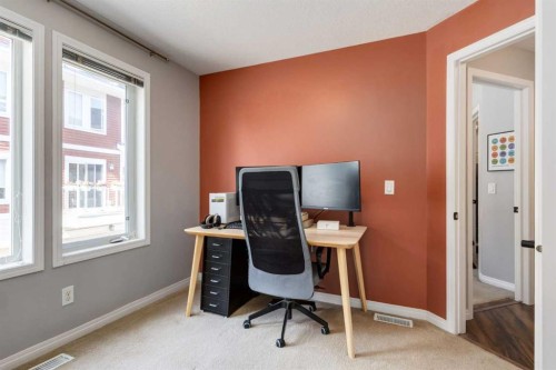218 Auburn Bay Square Se, Calgary, AB 