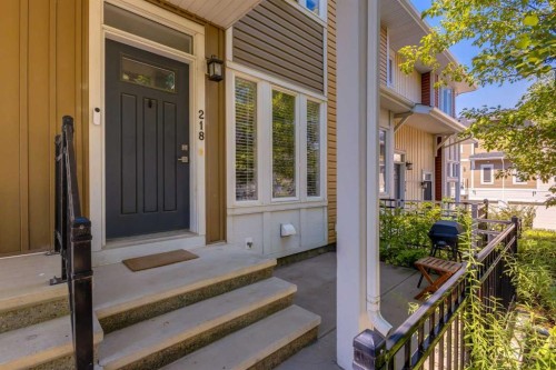 218 Auburn Bay Square Se, Calgary, AB 