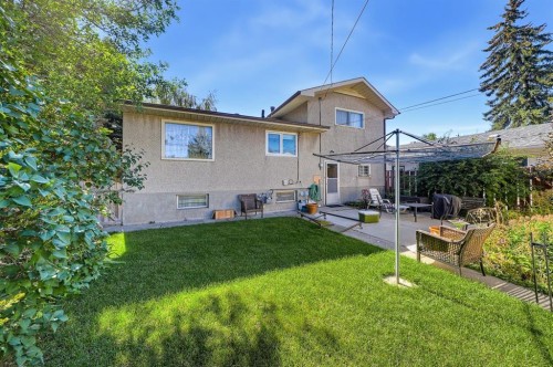 1136 19 Avenue Nw, Calgary, AB 