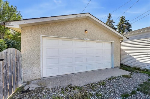 1136 19 Avenue Nw, Calgary, AB 