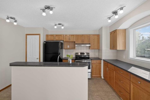 184 Everridge Way Sw, Calgary, AB 