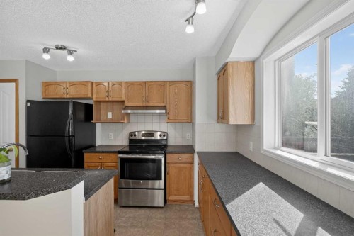 184 Everridge Way Sw, Calgary, AB 