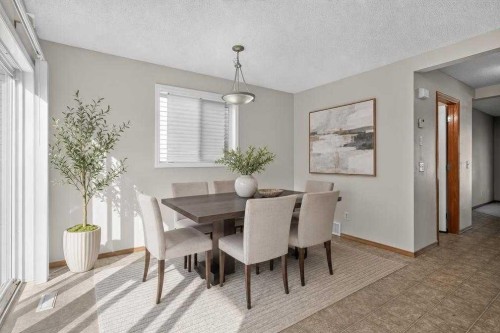 184 Everridge Way Sw, Calgary, AB 