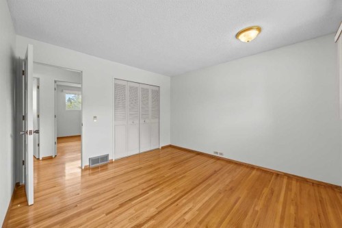 6904 8 Street Nw, Calgary, AB 