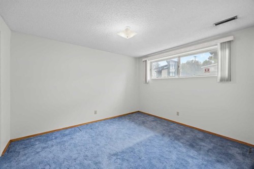 6904 8 Street Nw, Calgary, AB 