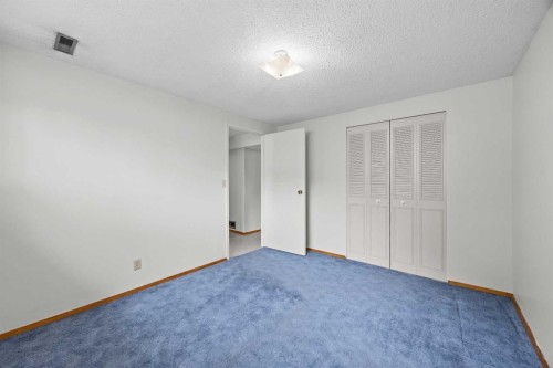 6904 8 Street Nw, Calgary, AB 