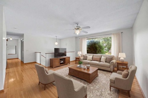 6904 8 Street Nw, Calgary, AB 