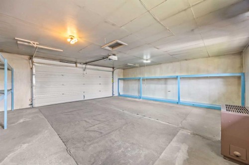 6904 8 Street Nw, Calgary, AB 