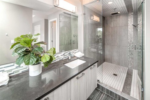 464 29 Avenue Nw, Calgary, AB 