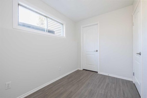 5 Erin Grove Place Se, Calgary, AB 