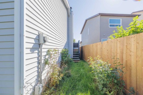 5 Erin Grove Place Se, Calgary, AB 