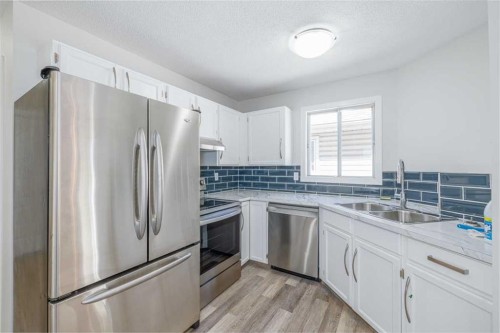 5 Erin Grove Place Se, Calgary, AB 