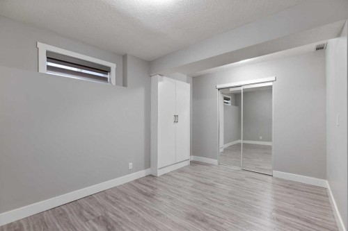 23 Anaheim Circle Ne, Calgary, AB 