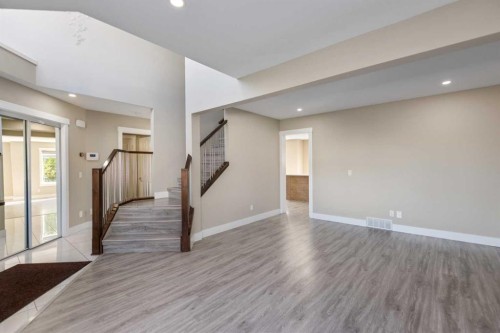 23 Anaheim Circle Ne, Calgary, AB 