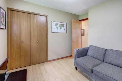 6 Vardana Place Nw, Calgary, AB 