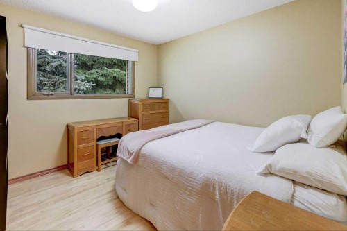 6 Vardana Place Nw, Calgary, AB 