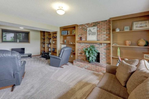 6 Vardana Place Nw, Calgary, AB 
