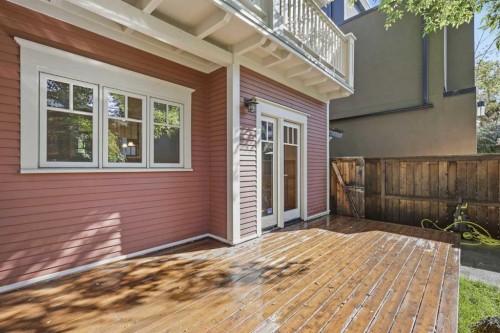 2127 16 Street Sw, Calgary, AB 