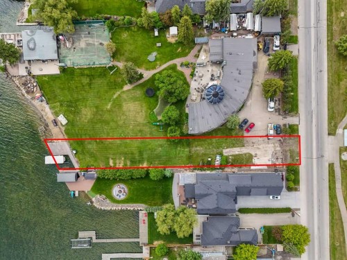492 West Chestermere Drive, Chestermere, AB 