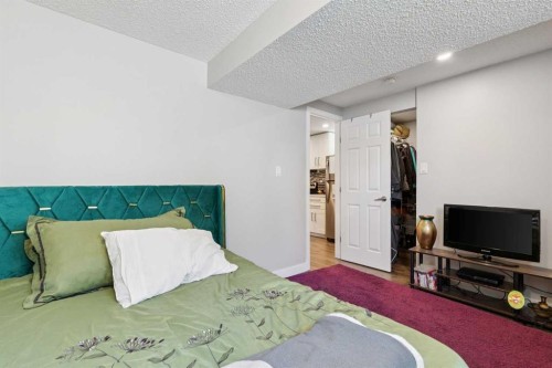 702 Kingsmere Crescent Sw, Calgary, AB 