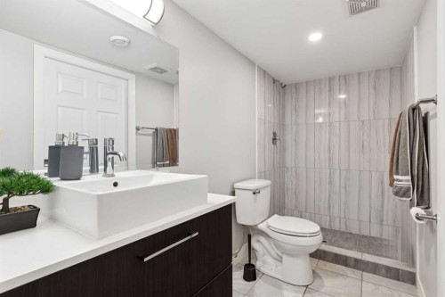 702 Kingsmere Crescent Sw, Calgary, AB 