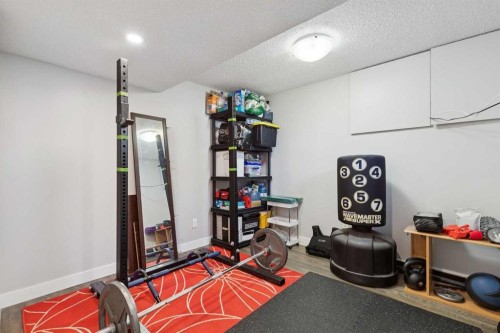702 Kingsmere Crescent Sw, Calgary, AB 