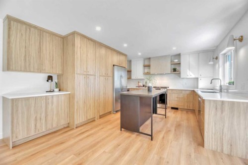 238 Hawktree Bay Nw, Calgary, AB 