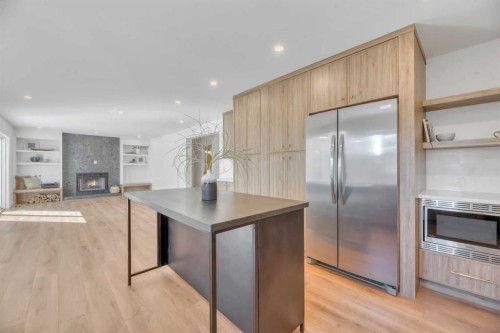 238 Hawktree Bay Nw, Calgary, AB 