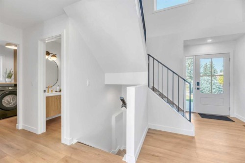 238 Hawktree Bay Nw, Calgary, AB 