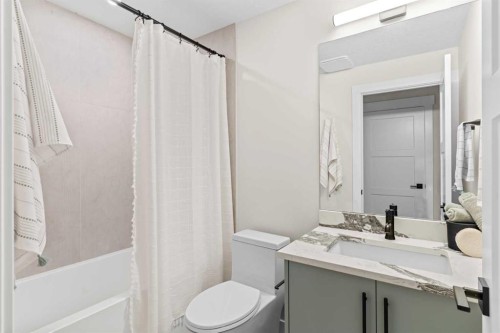 972 South Shore Terrace, Chestermere, AB 