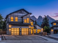 258 Grizzly Crescent Canmore, AB T1W 1B5