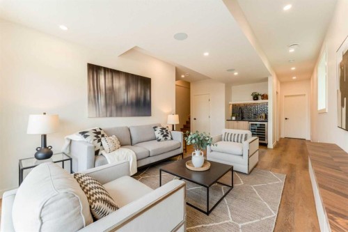 90 Hartford Road Nw, Calgary, AB 