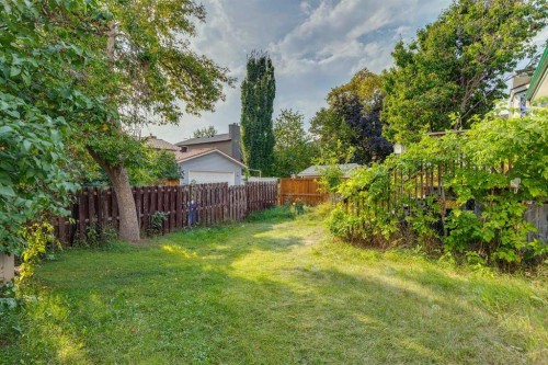 111 Riverbrook Road Se, Calgary, AB 