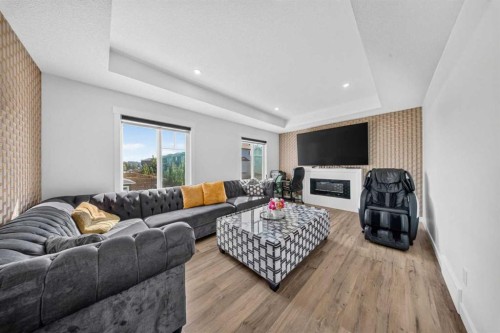 149 Baysprings Gardens, Airdrie, AB 