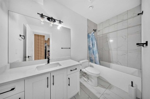 149 Baysprings Gardens, Airdrie, AB 