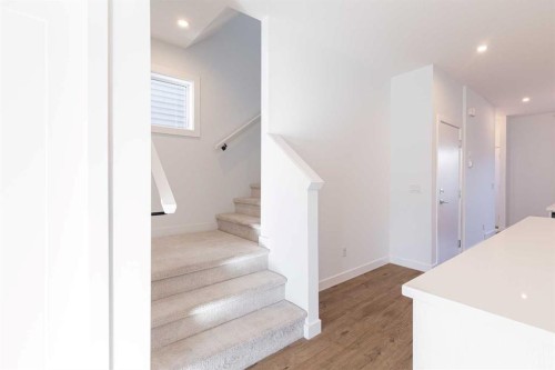 74 Mallard Heath Se, Calgary, AB 