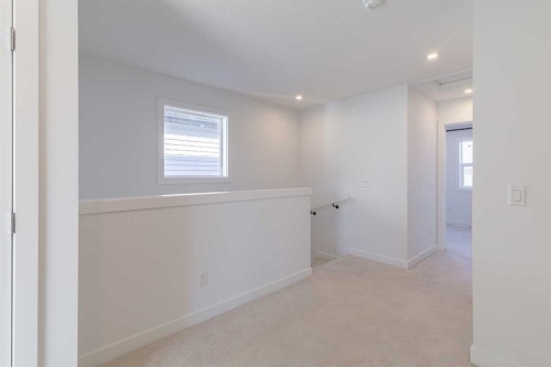 74 Mallard Heath Se, Calgary, AB 