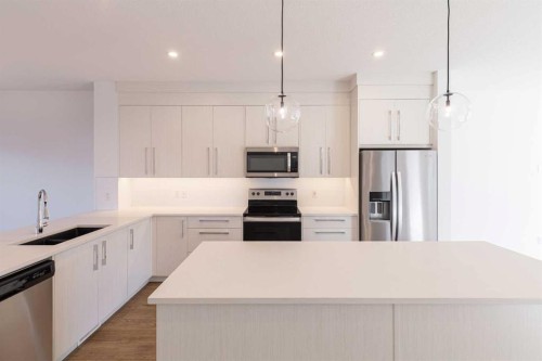 74 Mallard Heath Se, Calgary, AB 